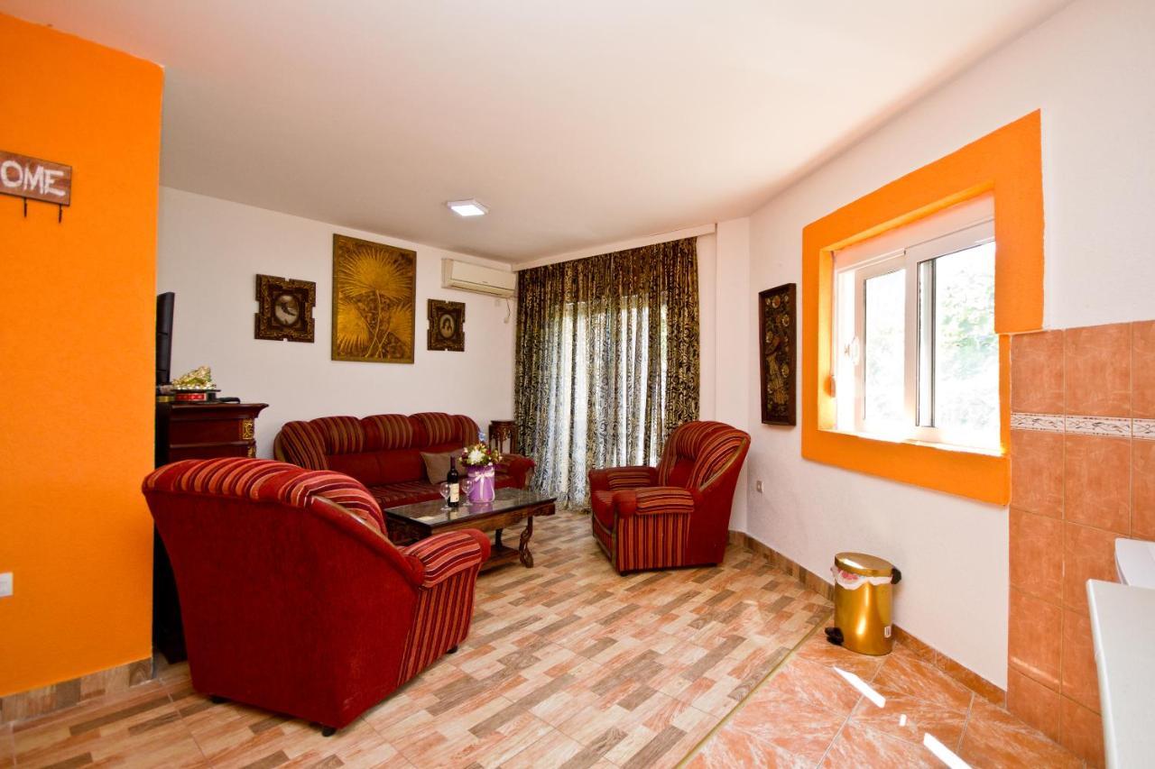 Apartmani Vukcevic Бар Екстериор снимка