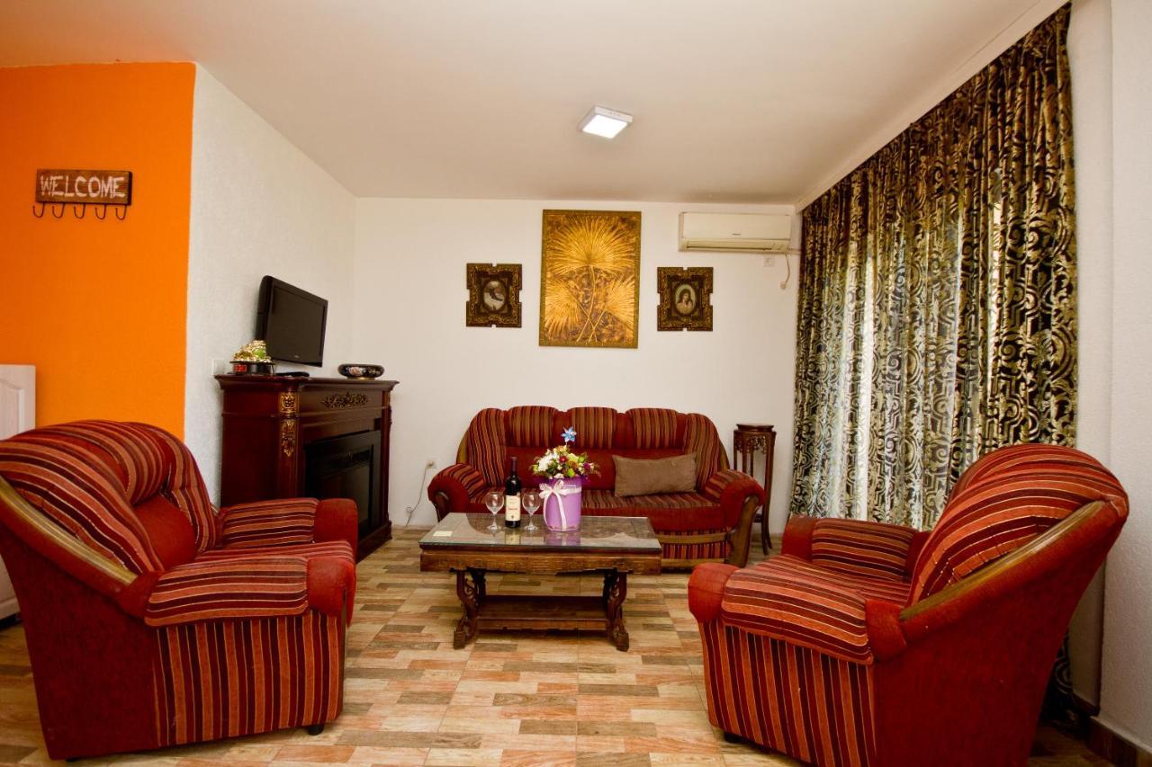 Apartmani Vukcevic Бар Екстериор снимка