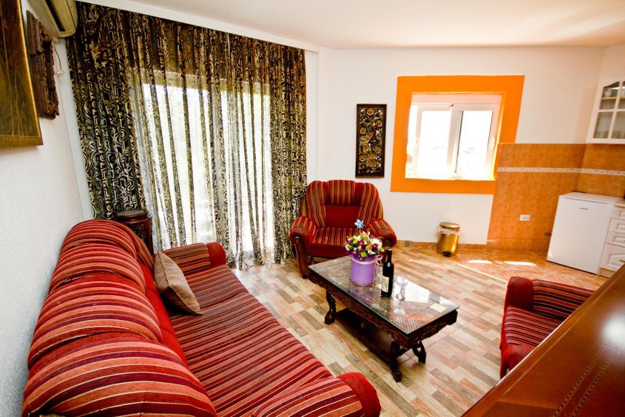 Apartmani Vukcevic Бар Екстериор снимка