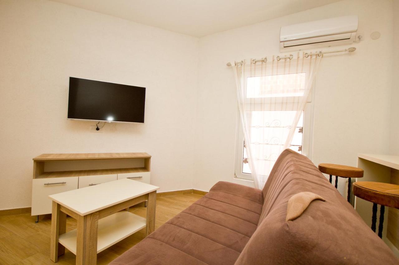 Apartmani Vukcevic Бар Екстериор снимка
