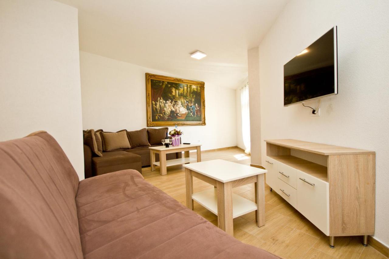 Apartmani Vukcevic Бар Екстериор снимка