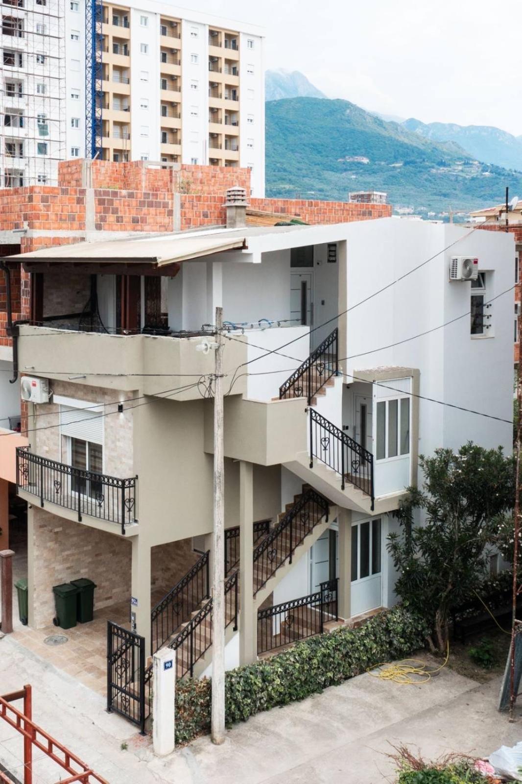 Apartmani Vukcevic Бар Екстериор снимка
