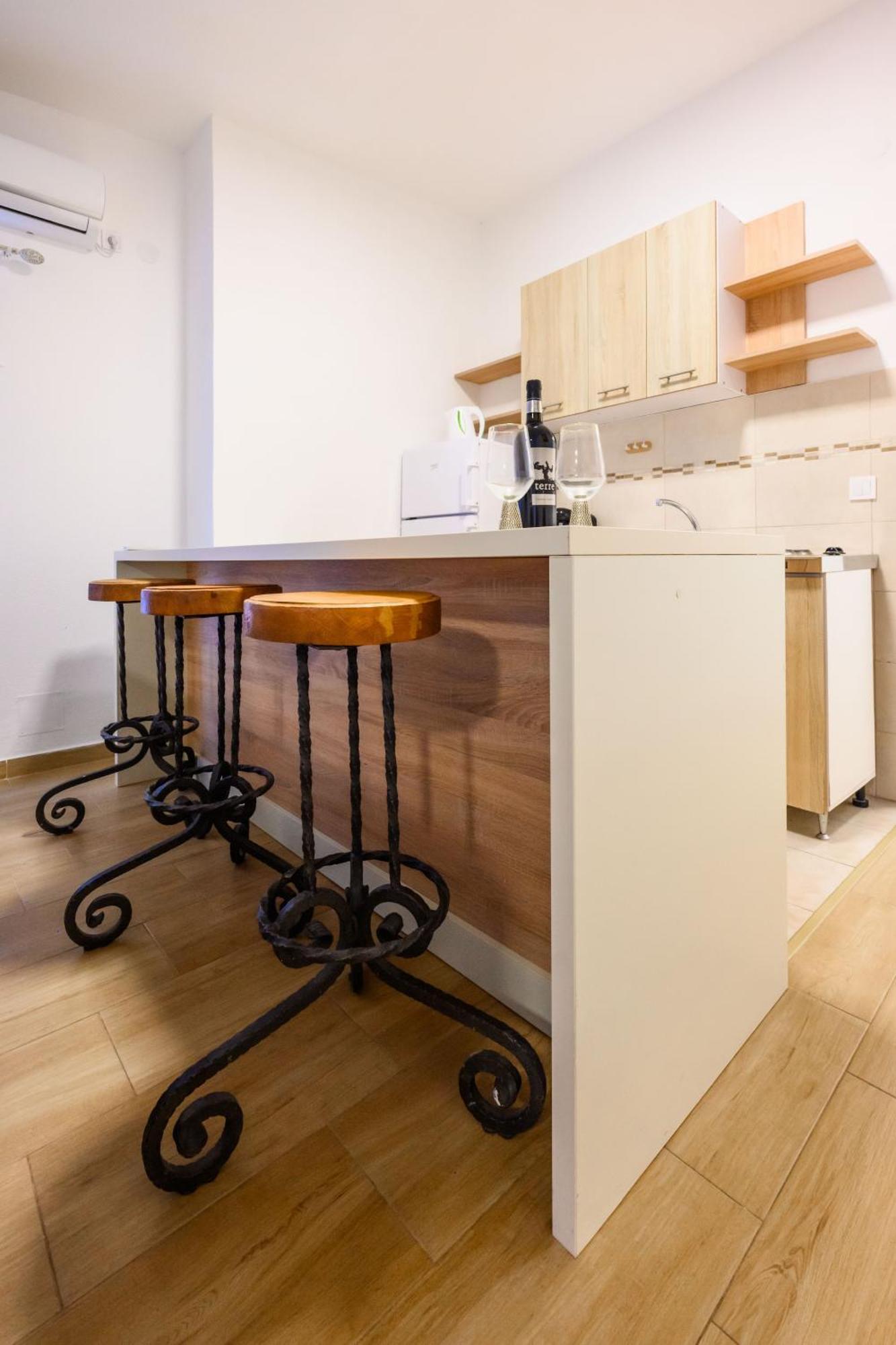 Apartmani Vukcevic Бар Екстериор снимка